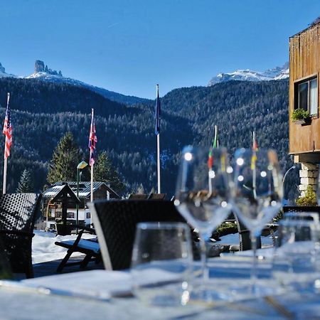Hotel Mirage Cortina dʼAmpezzo Exteriör bild