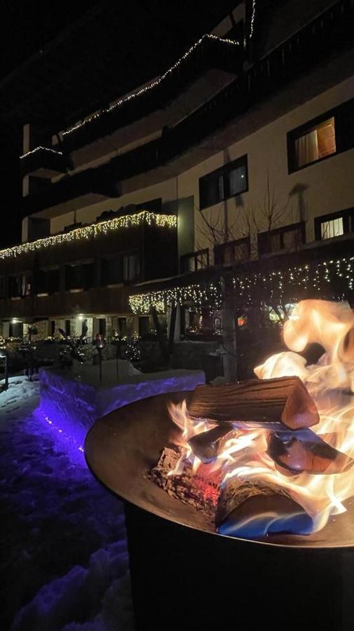 Hotel Mirage Cortina dʼAmpezzo Exteriör bild