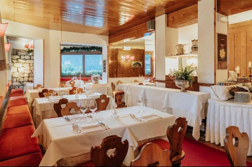 Hotel Mirage Cortina dʼAmpezzo Exteriör bild