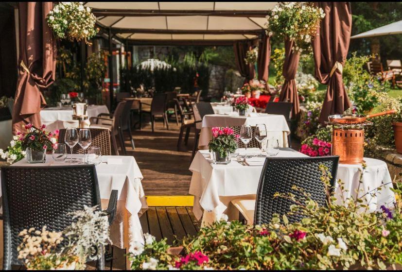 Hotel Mirage Cortina dʼAmpezzo Exteriör bild