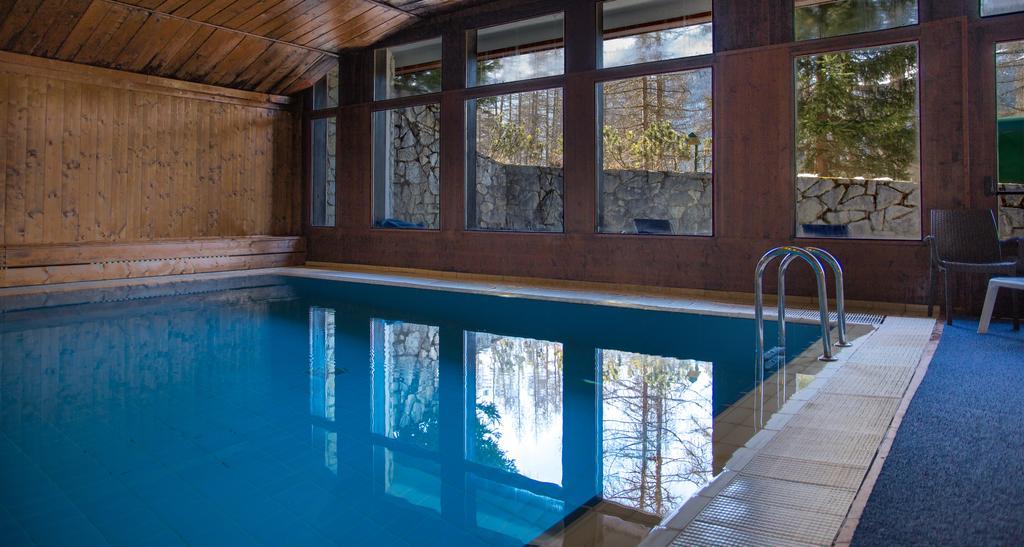 Hotel Mirage Cortina dʼAmpezzo Exteriör bild