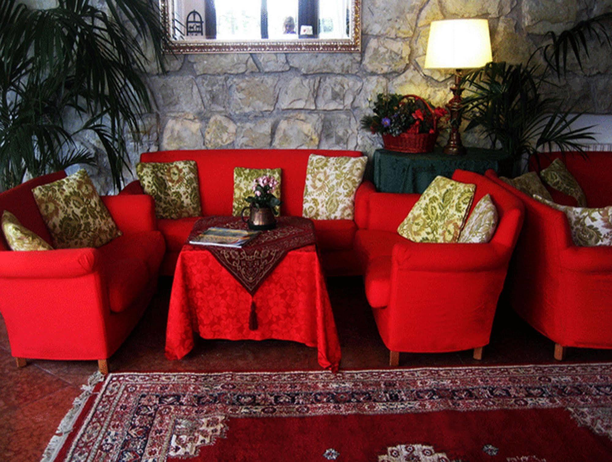Hotel Mirage Cortina dʼAmpezzo Exteriör bild